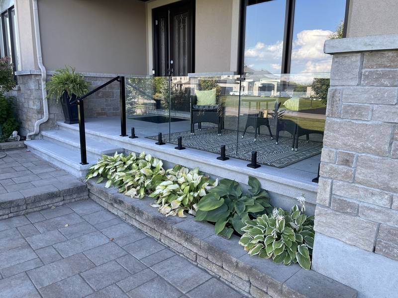 Glass Panel Railing