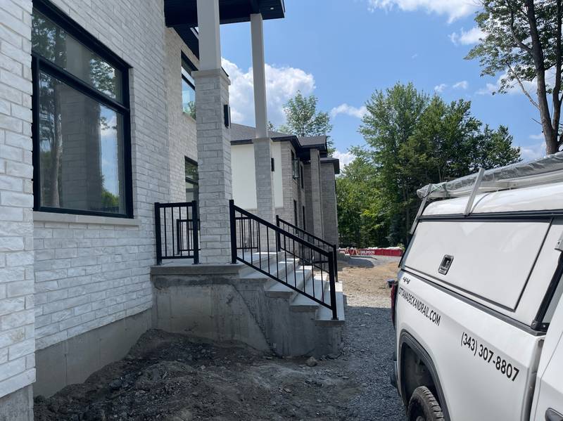 Aluminum Railing Contractor Ottawa