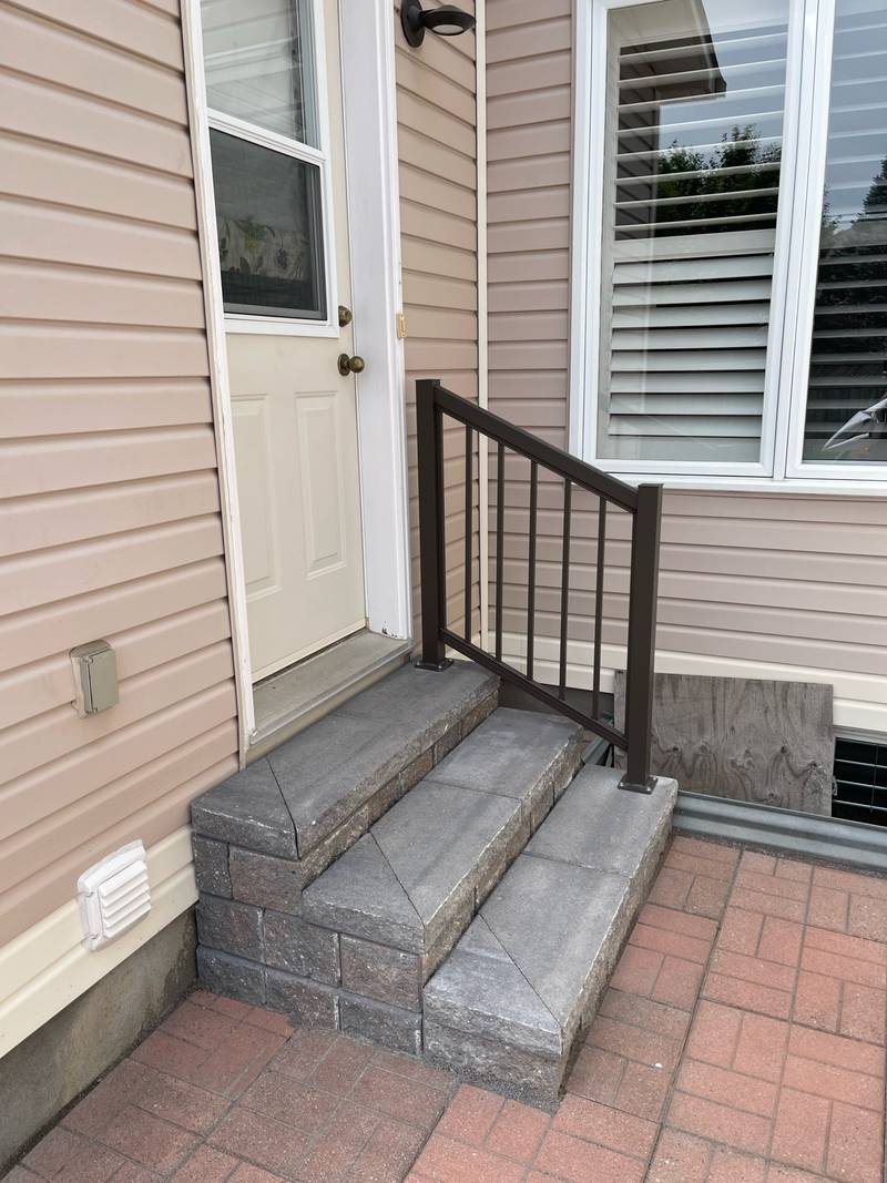 Powder-Coated Aluminum Railing Ottawa