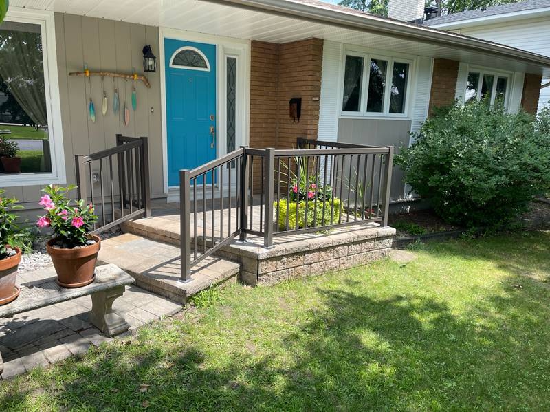 Backyard Deck Railing Ottawa