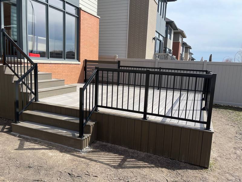 Exterior Aluminum Railing Ottawa