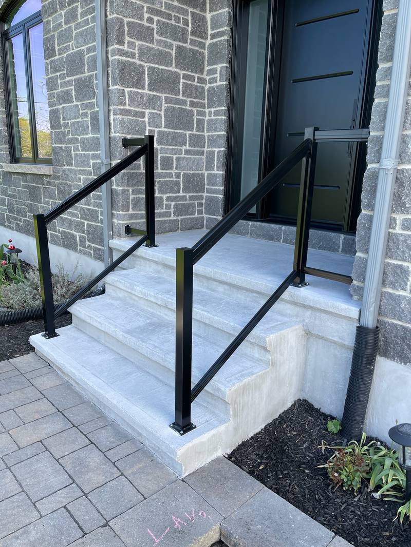 Deck Railing Replacement Ottawa