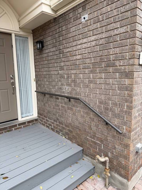 Porch Railing Ottawa Contractor