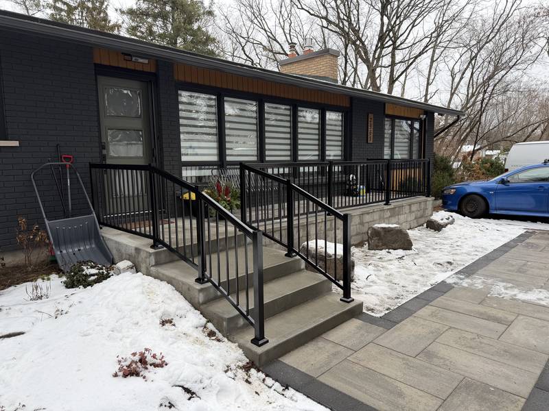 Deck Railing Install Ottawa