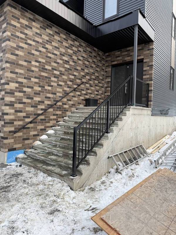 Aluminum Railing Ottawa Contractor